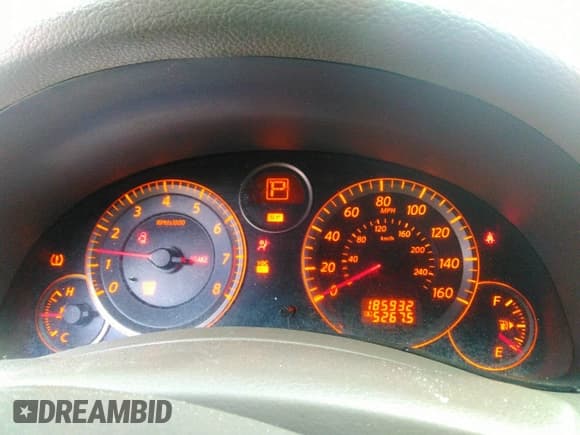 ✅ 2005 Infiniti G35 • VIN: JNKCV51F05M305124 • Lot: 43085854. Listed on IAAI with 185,932 mi. Free auction sales archive from the USA and detailed vehicle history report at DreamBid. Image 7.