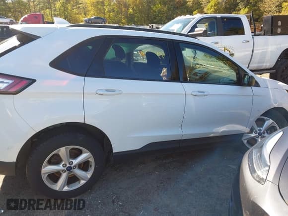 ✅ 2017 Ford Edge SE • VIN: 2FMPK4G90HBB70904 • Lot: 43380602. Wystawiony na IAAI z przebiegiem 115 302 mil. Bezpłatny archiwum sprzedaży aukcyjnych z USA i szczegółowy raport historii pojazdu na DreamBid. Zdjęcie 14.