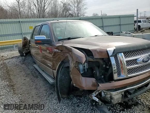 ✅ 2011 Ford F-150 XLT • VIN: 1FTFW1ET5BFB11998 • Lot: 44405495. Wystawiony na Copart z przebiegiem 153 214 mil. Bezpłatny archiwum sprzedaży aukcyjnych z USA i szczegółowy raport historii pojazdu na DreamBid. Zdjęcie 10.