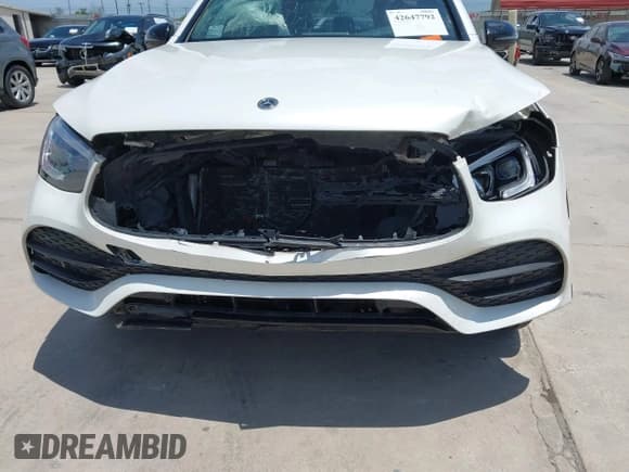 ✅ 2022 Mercedes-Benz GLC 300 • VIN: W1N0G8DBXNV391912 • Lot: 42647792. Listed on IAAI with 65,743 mi. Free auction sales archive from the USA and detailed vehicle history report at DreamBid. Image 6.