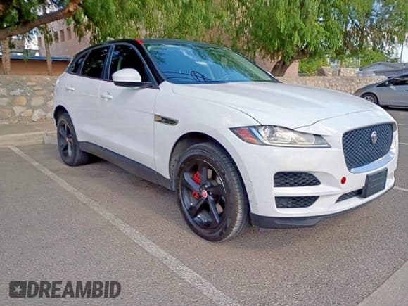 ✅ 2018 Jaguar F-Pace 30t Premium • VIN: SADCJ2GXXJA235336 • Лот: 71883865. Опубликован ранее на Copart с пробегом 161 116 миль. Бесплатный доступ к архиву аукционных продаж из США и подробный отчёт об истории автомобиля на DreamBid. Изображение 1.