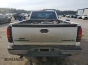 ✅ 2006 GMC Sierra 1500 Work Truck • VIN: 3GTEC14V66G145511 • Лот: 50594125. Опубликован ранее на Copart с пробегом 413 656 миль. Бесплатный доступ к архиву аукционных продаж из США и подробный отчёт об истории автомобиля на DreamBid. Изображение 6.