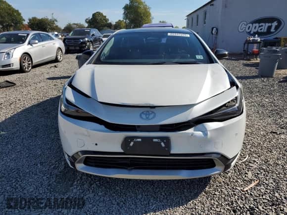 2025 Toyota Prius SE z VIN JTDACACU9S3043379, wystawiony jako Copart lot #85342555 z przebiegiem 3 866 mil mil oraz Szkoda całkowita • Salvage title. Historia ofert i sprzedaży dostępna na DreamBid. Obrazek 5.