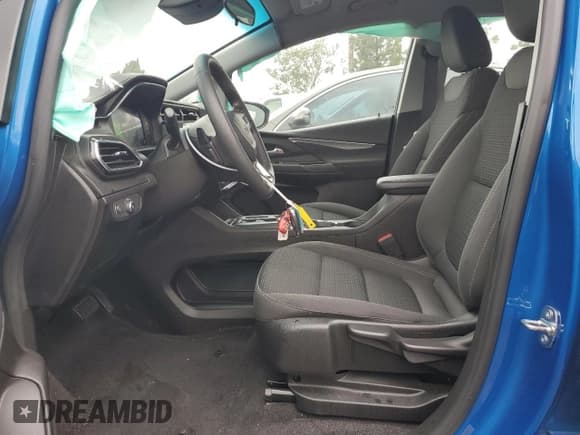 ✅ 2023 Chevrolet Bolt EV 1LT • VIN: 1G1FW6S07P4110824 • Lot: 44857634. Wystawiony na Copart z przebiegiem 23 921 mil. Bezpłatny archiwum sprzedaży aukcyjnych z USA i szczegółowy raport historii pojazdu na DreamBid. Zdjęcie 7.