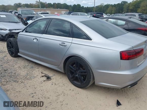 ✅ 2017 Audi A6 Premium • VIN: WAUF8AFC7HN053770 • Lot: 43393651. Wystawiony na IAAI z przebiegiem 108 287 mil. Bezpłatny archiwum sprzedaży aukcyjnych z USA i szczegółowy raport historii pojazdu na DreamBid. Zdjęcie 3.