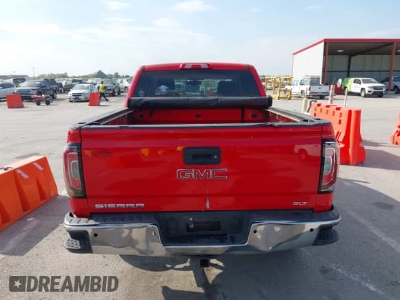 ✅ 2017 GMC Sierra 1500 SLT • VIN: 3GTU2NEC9HG515887 • Лот: 43453191. Опубликован ранее на IAAI с пробегом 101 298 миль. Бесплатный доступ к архиву аукционных продаж из США и подробный отчёт об истории автомобиля на DreamBid. Изображение 16.