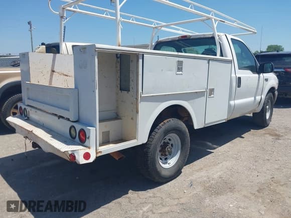 ✅ 2000 Ford F-250 XL • VIN: 1FTNF20LXYEB05380 • Lot: 42828261. Listed on IAAI with 197,023 mi. Free auction sales archive from the USA and detailed vehicle history report at DreamBid. Image 4.