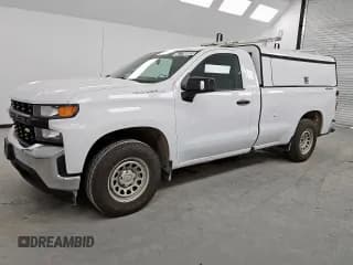 ✅ 2021 Chevrolet Silverado 1500 Work Truck • VIN: 3GCNYAEH9MG405889 • Lot: 61798005. Wystawiony na Copart z przebiegiem 116 712 mil. Bezpłatny archiwum sprzedaży aukcyjnych z USA i szczegółowy raport historii pojazdu na DreamBid. Zdjęcie 1.