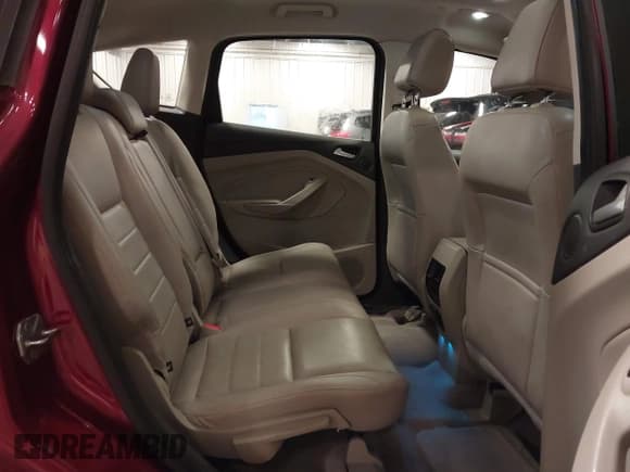 ✅ 2015 Ford C-Max SEL • VIN: 1FADP5BUXFL124333 • Lot: 43601780. Listed on IAAI with 171,992 mi. Free auction sales archive from the USA and detailed vehicle history report at DreamBid. Image 8.