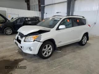 ✅ 2009 Toyota RAV4 Limited • VIN: JTMZK31V395025861 • Lot: 84196815. Wystawiony na Copart z przebiegiem 129 301 mil. Bezpłatny archiwum sprzedaży aukcyjnych z USA i szczegółowy raport historii pojazdu na DreamBid. Zdjęcie 1.