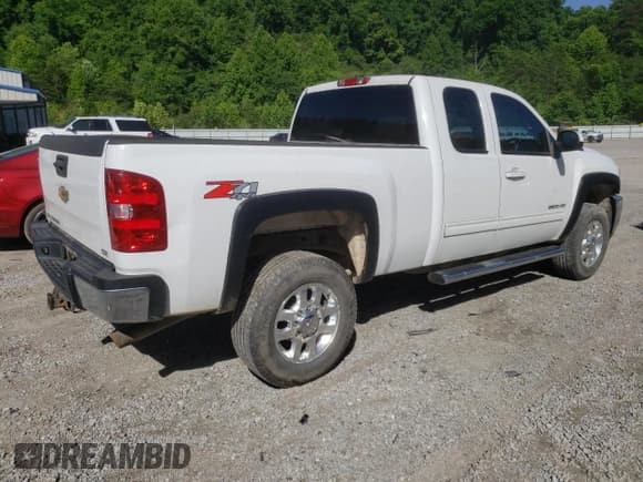 ✅ 2013 Chevrolet Silverado 2500HD LTZ • VIN: 1GC2KYCG5DZ293731 • Lot: 57489924. Listed on Copart with 167,805 mi. Free auction sales archive from the USA and detailed vehicle history report at DreamBid. Image 3.