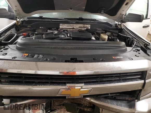 ✅ 2017 Chevrolet Silverado 2500HD Work Truck • VIN: 1GC1KUEYXHF231677 • Lot: 47259475. Wystawiony na Copart z przebiegiem 178 439 mil. Bezpłatny archiwum sprzedaży aukcyjnych z USA i szczegółowy raport historii pojazdu na DreamBid. Zdjęcie 11.