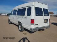 ✅ 1999 Ford Econoline Passenger XL • VIN: 1FBSS31L4XHB35799 • Lot: 43694161. Wystawiony na IAAI z przebiegiem 179 694 mil. Bezpłatny archiwum sprzedaży aukcyjnych z USA i szczegółowy raport historii pojazdu na DreamBid. Zdjęcie 3.