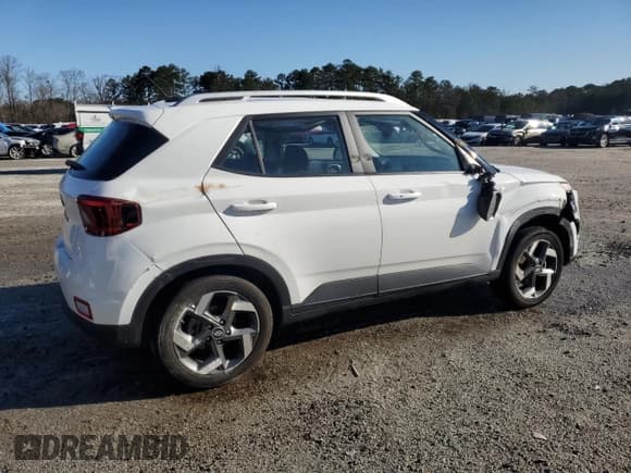 ✅ 2024 Hyundai Venue SEL • VIN: KMHRC8A31RU280227 • Lot: 48854665. Listed on Copart with 28,050 mi. Free auction sales archive from the USA and detailed vehicle history report at DreamBid. Image 3.