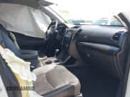 ✅ 2012 Kia Sorento SX • VIN: 5XYKWDA25CG227942 • Лот: 42582266. Опубликован ранее на IAAI с пробегом 137 921 миль. Бесплатный доступ к архиву аукционных продаж из США и подробный отчёт об истории автомобиля на DreamBid. Изображение 5.