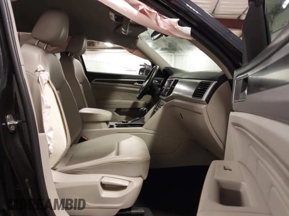 ✅ 2022 Volkswagen Atlas SE • VIN: 1V2LP2CAXNC548021 • Lot: 43422009. Listed on IAAI with 87,092 mi. Free auction sales archive from the USA and detailed vehicle history report at DreamBid. Image 5.