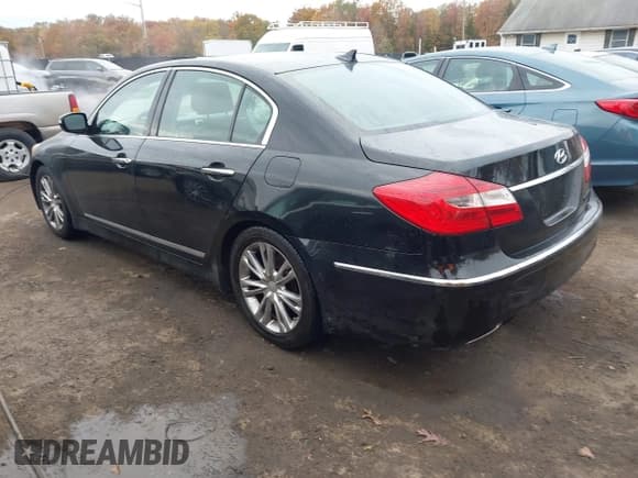 ✅ 2012 Hyundai Genesis 4.6L • VIN: KMHGC4DF6CU172165 • Лот: 43542794. Опубликован ранее на IAAI с пробегом 147 413 миль. Бесплатный доступ к архиву аукционных продаж из США и подробный отчёт об истории автомобиля на DreamBid. Изображение 3.