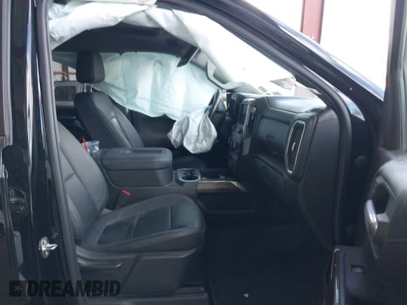 ✅ 2022 Chevrolet Silverado 1500 RST • VIN: 1GCUYEED2NZ115849 • Лот: 43515982. Опубликован ранее на IAAI с пробегом 107 122 миль. Бесплатный доступ к архиву аукционных продаж из США и подробный отчёт об истории автомобиля на DreamBid. Изображение 5.