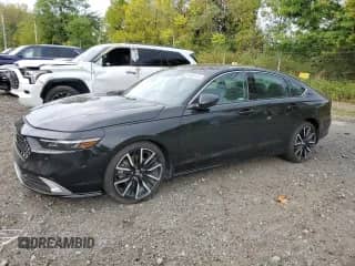 2025 Honda Accord Touring z VIN 1HGCY2F85SA009645, wystawiony jako Copart lot #81458115 z przebiegiem 3 253 mil mil oraz Szkoda całkowita • Salvage title. Historia ofert i sprzedaży dostępna na DreamBid. Obrazek 1.