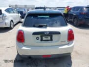 ✅ 2016 MINI Hardtop 4 Door • VIN: WMWXU1C50G2D08848 • Lot: 42215256. Listed on IAAI with 102,643 mi. Free auction sales archive from the USA and detailed vehicle history report at DreamBid. Image 17.