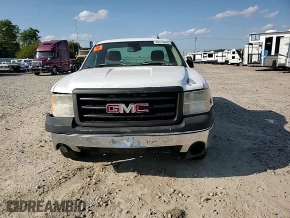 ✅ 2007 GMC Sierra 1500 Work Truck • VIN: 1GTEC14C97Z540234 • Лот: 80216405. Опубликован ранее на Copart с пробегом Не указан. Бесплатный доступ к архиву аукционных продаж из США и подробный отчёт об истории автомобиля на DreamBid. Изображение 13.
