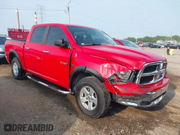 ✅ 2009 Dodge 1500 Laramie • VIN: 1D3HV13T19J522781 • Lot: 42389233. Wystawiony na IAAI z przebiegiem 188 548 mil. Bezpłatny archiwum sprzedaży aukcyjnych z USA i szczegółowy raport historii pojazdu na DreamBid. Zdjęcie 1.