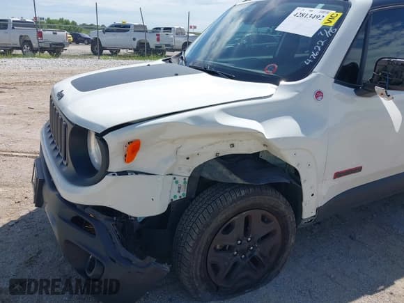 ✅ 2018 Jeep Renegade Trailhawk • VIN: ZACCJBCB8JPG81538 • Lot: 42813492. Listed on IAAI with 69,651 mi. Free auction sales archive from the USA and detailed vehicle history report at DreamBid. Image 6.