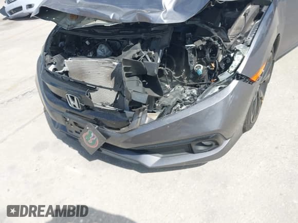 ✅ 2019 Honda Civic Sport • VIN: 19XFC2F8XKE035939 • Лот: 42032928. Опубликован ранее на IAAI с пробегом 84 414 миль. Бесплатный доступ к архиву аукционных продаж из США и подробный отчёт об истории автомобиля на DreamBid. Изображение 6.