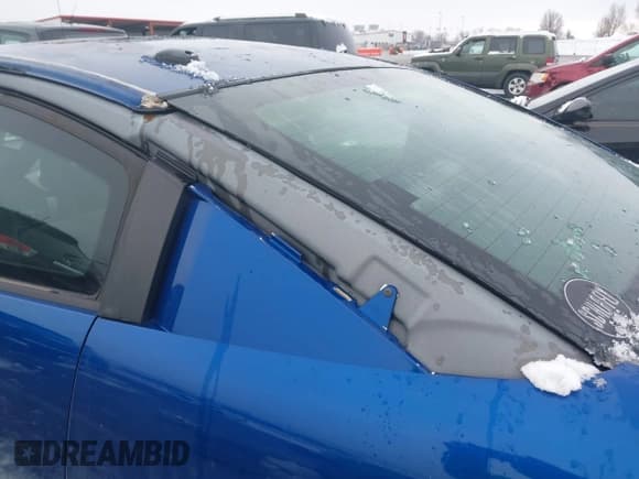 ✅ 2006 Saturn ION • VIN: 1G8AV15F96Z150213 • Lot: 43831155. Wystawiony na IAAI z przebiegiem 135 470 mil. Bezpłatny archiwum sprzedaży aukcyjnych z USA i szczegółowy raport historii pojazdu na DreamBid. Zdjęcie 6.