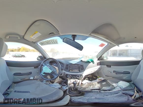 ✅ 2007 Hyundai Accent GS • VIN: KMHCM36CX7U053842 • Лот: 77150154. Опубликован ранее на Copart с пробегом 162 774 миль. Бесплатный доступ к архиву аукционных продаж из США и подробный отчёт об истории автомобиля на DreamBid. Изображение 13.