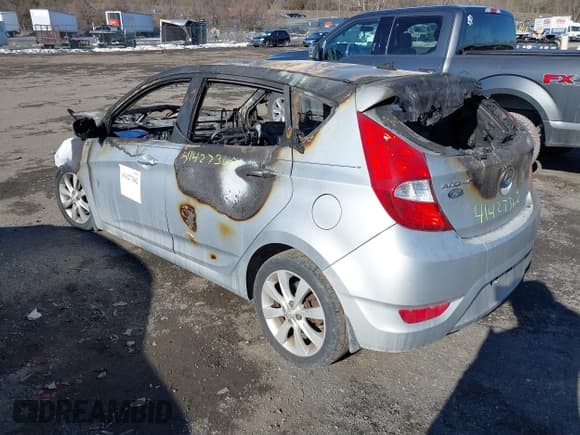 ✅ 2014 Hyundai Accent SE • VIN: KMHCU5AE6EU173705 • Лот: 41427362. Опубликован ранее на IAAI с пробегом Не указан. Бесплатный доступ к архиву аукционных продаж из США и подробный отчёт об истории автомобиля на DreamBid. Изображение 3.