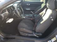 ✅ 2020 Ford Mustang GT • VIN: 1FA6P8CF4L5182044 • Lot: 91307375. Wystawiony na Copart z przebiegiem 84 952 mil. Bezpłatny archiwum sprzedaży aukcyjnych z USA i szczegółowy raport historii pojazdu na DreamBid. Zdjęcie 7.