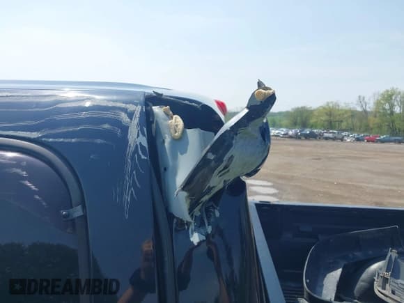 ✅ 2005 Chevrolet Silverado 2500HD LS • VIN: 1GCHK23UX5F857938 • Lot: 42169810. Wystawiony na IAAI z przebiegiem 212 327 mil. Bezpłatny archiwum sprzedaży aukcyjnych z USA i szczegółowy raport historii pojazdu na DreamBid. Zdjęcie 20.