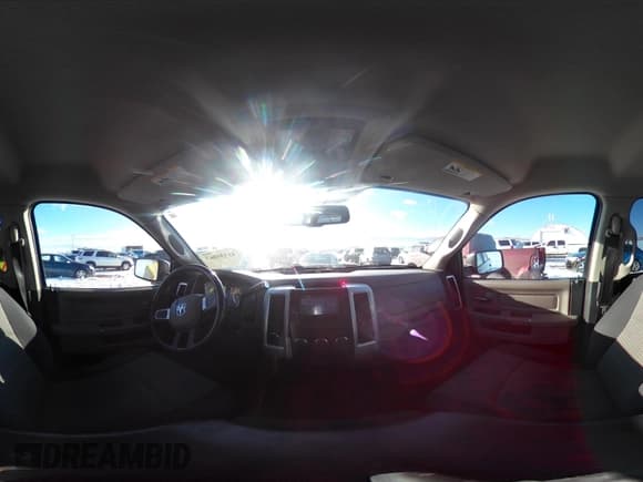 ✅ 2009 Dodge 1500 SLT • VIN: 1D3HV13P29S720461 • Lot: 41336067. Wystawiony na IAAI z przebiegiem 163 731 mil. Bezpłatny archiwum sprzedaży aukcyjnych z USA i szczegółowy raport historii pojazdu na DreamBid. Zdjęcie 19.