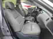 2009 Hyundai Azera Limited с VIN KMHFC46F99A343316, выставлен на аукционе Copart как лот 47958075 с пробегом 163 668 миль миль и На запчасти • Non repairable. История ставок и продаж доступна на DreamBid. Изображение 7.