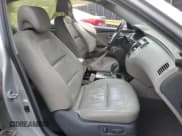 ✅ 2009 Hyundai Azera Limited • VIN: KMHFC46F99A343316 • Lot: 47958075. Listed on Copart with 163,668 mi. Free auction sales archive from the USA and detailed vehicle history report at DreamBid. Image 7.