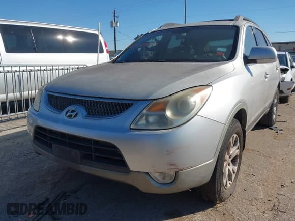 ✅ 2010 Hyundai Veracruz Limited • VIN: KM8NU4CC7AU128104 • Lot: 43588908. Listed on IAAI with 215,888 mi. Free auction sales archive from the USA and detailed vehicle history report at DreamBid. Image 6.