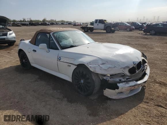 ✅ 2000 BMW Z3 2.5 • VIN: WBACH9346YLM91402 • Lot: 86842375. Listed on Copart with 151,390 mi. Free auction sales archive from the USA and detailed vehicle history report at DreamBid. Image 4.