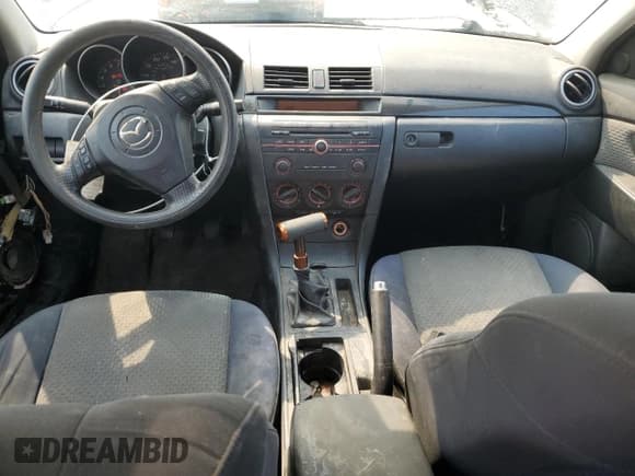 ✅ 2005 Mazda 3 i • VIN: JM1BK12F151328149 • Лот: 67232845. Опубликован ранее на Copart с пробегом 239 173 миль. Бесплатный доступ к архиву аукционных продаж из США и подробный отчёт об истории автомобиля на DreamBid. Изображение 8.
