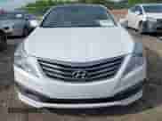 ✅ 2017 Hyundai Azera Limited • VIN: KMHFH4JG8HA591542 • Lot: 42020982. Wystawiony na IAAI z przebiegiem 75 174 mil mil. Skorzystaj z bezpłatnego archiwum sprzedaży aukcyjnych z USA i zobacz szczegółowy raport historii pojazdu na DreamBid. Zdjęcie 13.