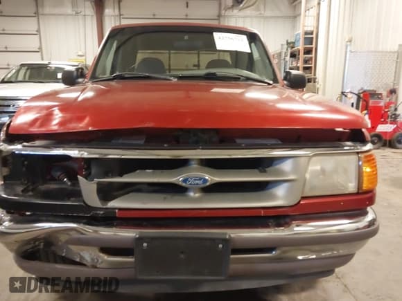 ✅ 1997 Ford Ranger XLT • VIN: 1FTCR14X8VPA10015 • Lot: 42756712. Wystawiony na IAAI z przebiegiem 100 006 mil. Bezpłatny archiwum sprzedaży aukcyjnych z USA i szczegółowy raport historii pojazdu na DreamBid. Zdjęcie 12.