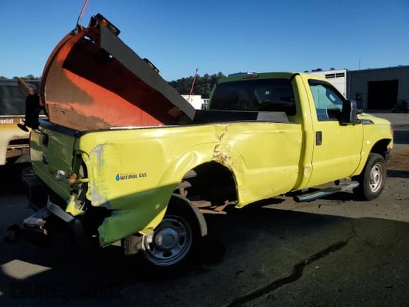 ✅ 2014 Ford F-250 XL • VIN: 1FTBF2B68EEB30168 • Lot: 47526585. Listed on Copart with 75,489 mi. Free auction sales archive from the USA and detailed vehicle history report at DreamBid. Image 3.