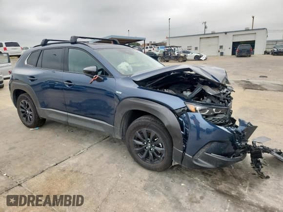 ✅ 2025 Mazda CX-50 Hybrid Premium Package • VIN: 7MMVAADW9SN102507 • Lot: 70947895. Wystawiony na Copart z przebiegiem Nie podano. Bezpłatny archiwum sprzedaży aukcyjnych z USA i szczegółowy raport historii pojazdu na DreamBid. Zdjęcie 4.