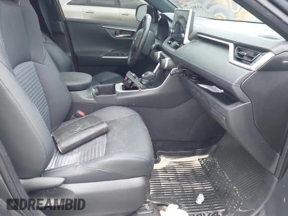✅ 2022 Toyota RAV4 Hybrid XSE • VIN: JTME6RFV2ND527534 • Lot: 43585146. Listed on IAAI with Not provided. Free auction sales archive from the USA and detailed vehicle history report at DreamBid. Image 5.