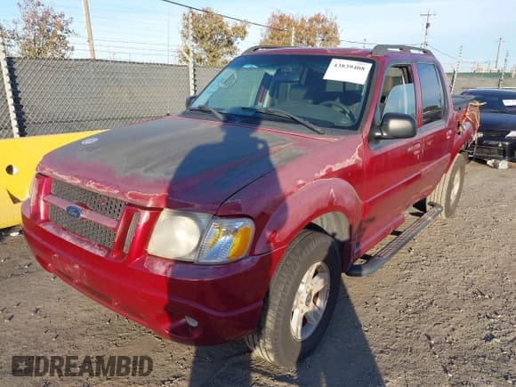✅ 2005 Ford Explorer Sport Trac XLS • VIN: 1FMZU67K75UB82880 • Lot: 43839408. Wystawiony na IAAI z przebiegiem 351 305 mil. Bezpłatny archiwum sprzedaży aukcyjnych z USA i szczegółowy raport historii pojazdu na DreamBid. Zdjęcie 2.