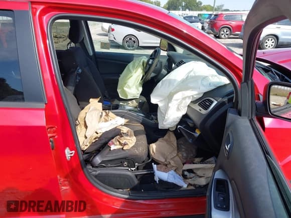 ✅ 2015 Dodge Journey SXT • VIN: 3C4PDCBG3FT752267 • Lot: 43107430. Wystawiony na IAAI z przebiegiem Nie podano. Bezpłatny archiwum sprzedaży aukcyjnych z USA i szczegółowy raport historii pojazdu na DreamBid. Zdjęcie 5.