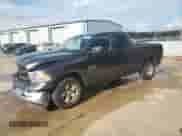 2024 Ram 1500 SLT z VIN 1C6RR6GG5RS137284, wystawiony jako Copart lot #84012535 z przebiegiem 46 110 mil mil oraz Czysty tytuł • Clean title. Historia ofert i sprzedaży dostępna na DreamBid. Obrazek 1.