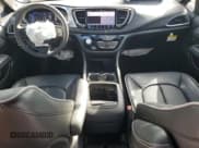 ✅ 2025 Chrysler Pacifica Limited • VIN: 2C4RC1GG7SR535410 • Lot: 93324575. Wystawiony na Copart z przebiegiem 10 051 mil. Bezpłatny archiwum sprzedaży aukcyjnych z USA i szczegółowy raport historii pojazdu na DreamBid. Zdjęcie 8.