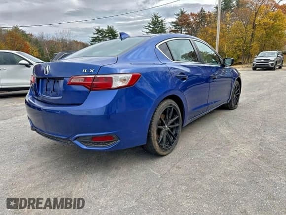 ✅ 2017 Acura ILX • VIN: 19UDE2F31HA003223 • Lot: 96314445. Wystawiony na Copart z przebiegiem Nie podano. Bezpłatny archiwum sprzedaży aukcyjnych z USA i szczegółowy raport historii pojazdu na DreamBid. Zdjęcie 3.