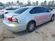 ✅ 2013 Volkswagen Passat Wolfsburg Edition • VIN: 1VWAH7A37DC132561 • Лот: 41913353. Опубликован ранее на IAAI с пробегом 125 709 миль. Бесплатный доступ к архиву аукционных продаж из США и подробный отчёт об истории автомобиля на DreamBid. Изображение 4.